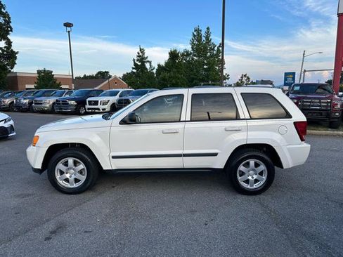 Used 2008 Jeep Grand Cherokee Laredo AWD/4WD image 8