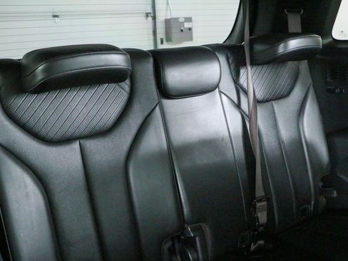 Used 2024 Hyundai Palisade SEL w/ Premium Package FWD image 30