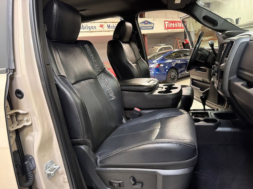 Used 2018 RAM 2500 Power Wagon w/ Leather & Luxury Group AWD/4WD image 33