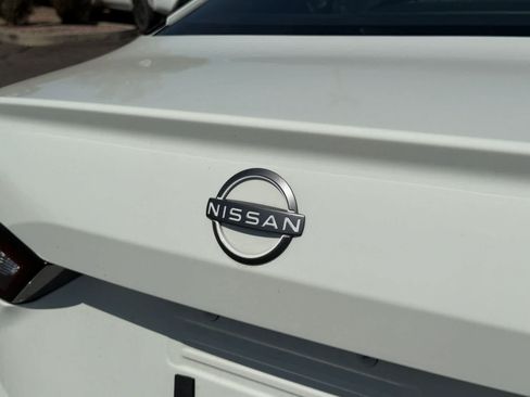 Used 2025 Nissan Altima 2.5 SR AWD/4WD image 9