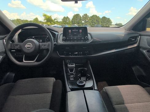 Used 2023 Nissan Rogue SV AWD/4WD image 41