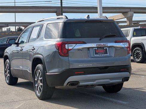 Used 2022 GMC Acadia SLE w/ Driver Convenience Package image 4
