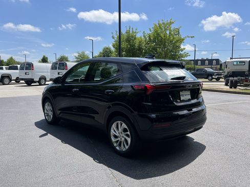 New 2027 Chevrolet Bolt LT w/ Comfort Package FWD image 7