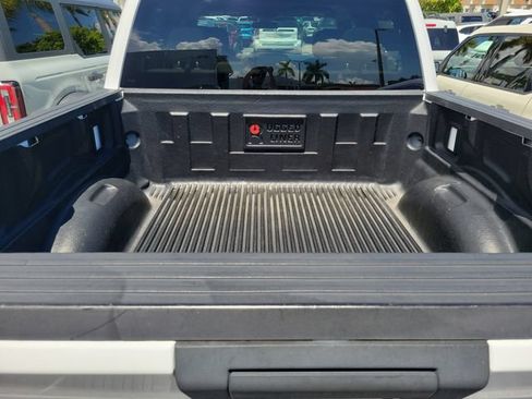 Used 2017 Ford F150 XLT RWD image 6