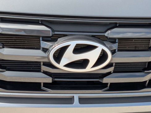 Used 2025 Hyundai Tucson SE FWD image 13