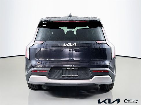 New 2026 Kia EV9 Light RWD image 5