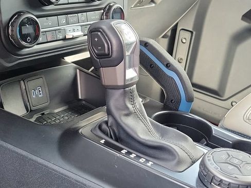 Used 2024 Ford Bronco Wildtrak AWD/4WD image 30