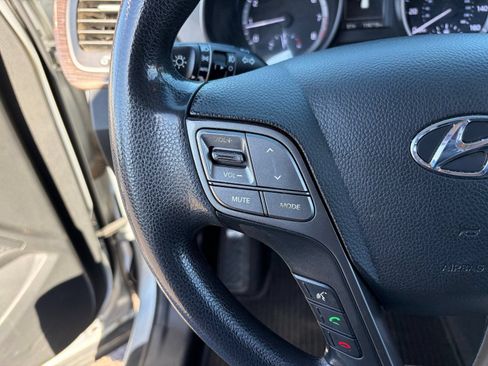 Used 2017 Hyundai Santa Fe Sport FWD image 25