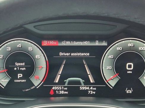 Used 2022 Audi Q8 Premium Plus AWD/4WD image 9