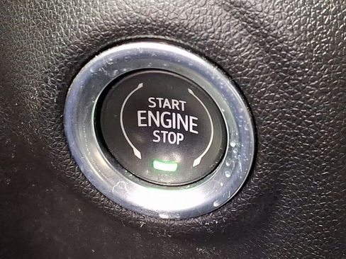 Used 2022 Chevrolet Silverado 1500 RST image 26