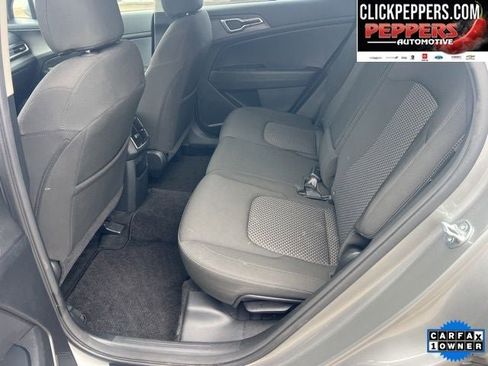 Used 2024 Kia Sportage LX image 12