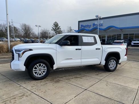 Used 2024 Toyota Tundra SR5 w/ SR5 Convenience Package image 6