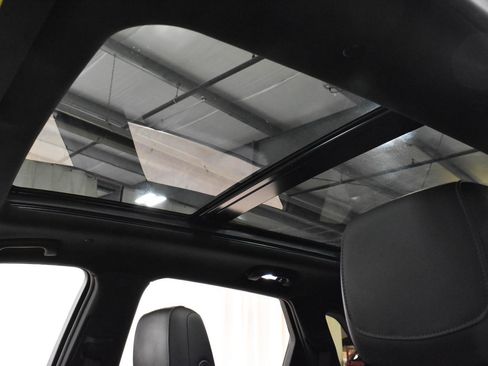 Used 2021 Cadillac XT5 Premium Luxury image 4