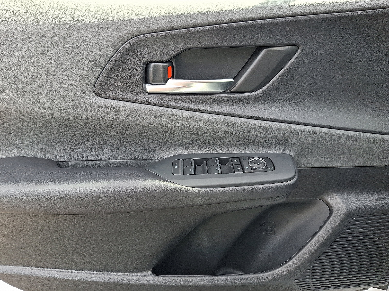 Certified 2024 Toyota Prius XLE AWD/4WD image 13