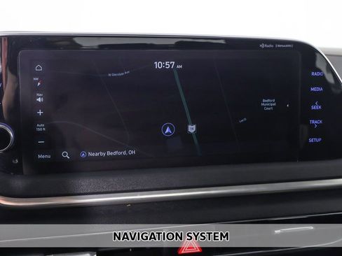 Used 2023 Hyundai Sonata SEL w/ Preferred Accessory Package FWD image 3