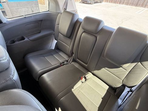Used 2016 Honda Odyssey Touring image 16