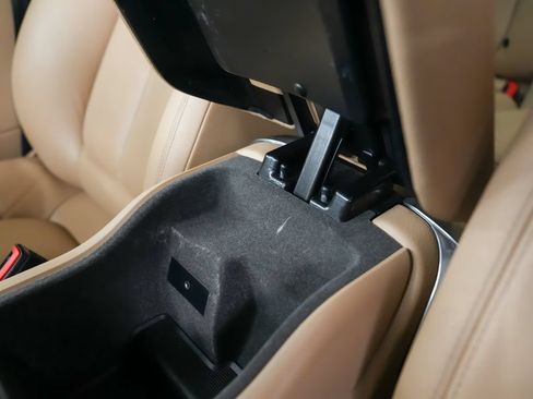 Used 2013 Porsche Cayenne AWD/4WD image 33