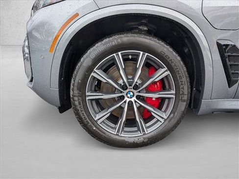 New 2026 BMW X5 xDrive50e AWD/4WD image 10