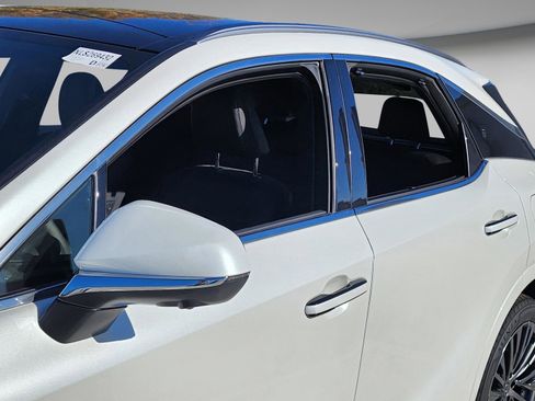 New 2026 Lexus RX 450h AWD image 30