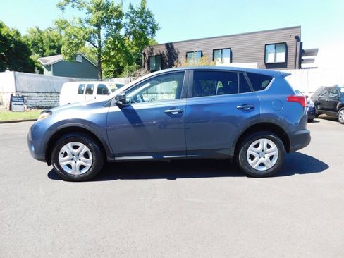 Used 2013 Toyota RAV4 LE AWD/4WD image 23