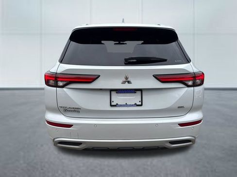 Used 2022 Mitsubishi Outlander SEL AWD/4WD image 3