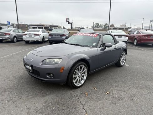 Used 2006 MAZDA MX-5 Miata Grand Touring image 3