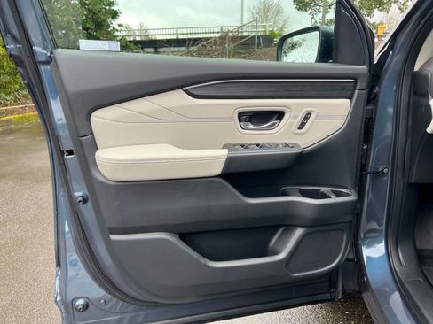 New 2026 Honda Pilot Touring image 17