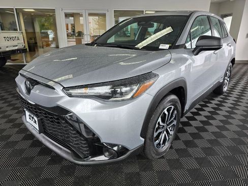 Used 2024 Toyota Corolla Cross AWD Hybrid image 7
