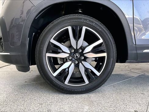 Used 2019 Honda Pilot Elite image 11