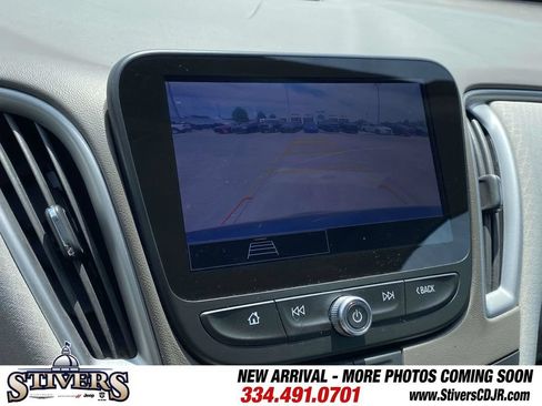 Used 2025 Chevrolet Malibu LT FWD image 27