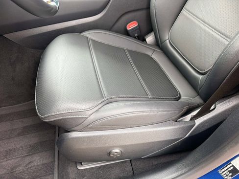 Used 2026 Mercedes-Benz GLC 300 image 18