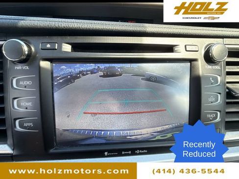 Used 2017 Toyota Highlander XLE AWD/4WD image 14