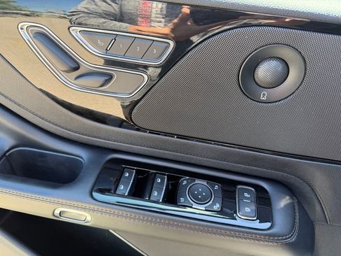 Used 2022 Lincoln Aviator Reserve w/ Equipment Group 201A AWD/4WD image 10
