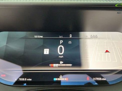 Used 2025 Land Rover Range Rover SE AWD/4WD image 36