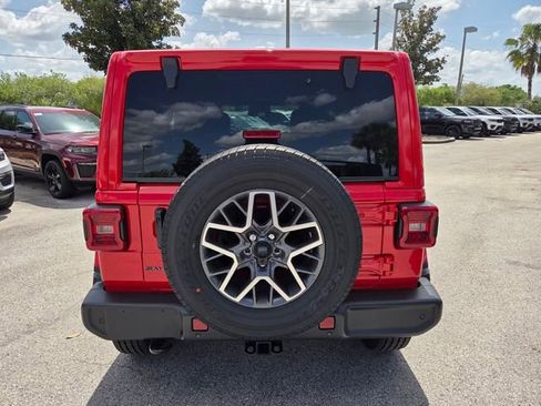 New 2026 Jeep Wrangler Unlimited Sahara AWD/4WD image 13