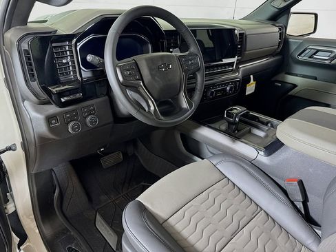 New 2026 Chevrolet Silverado 1500 ZR2 AWD/4WD image 5