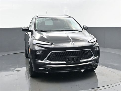 Used 2024 Buick Encore GX Sport Touring image 5