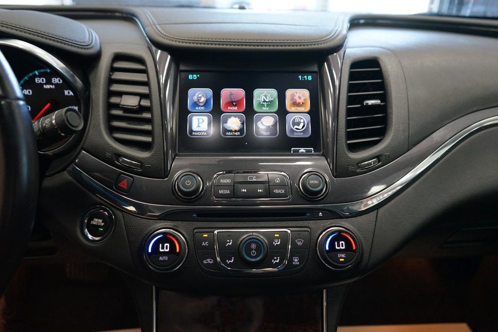 Used 2015 Chevrolet Impala LT FWD image 6