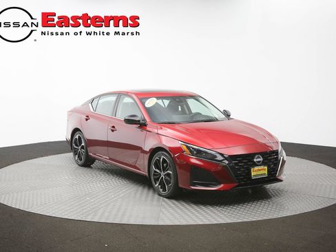 Used 2023 Nissan Altima 2.5 SR w/ SR Premium Package FWD image 49