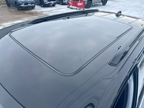 Used 2025 Jeep Grand Cherokee Summit image 19