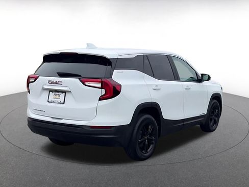 Used 2024 GMC Terrain SLE image 14