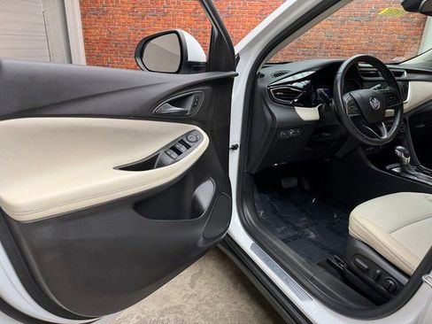 Used 2023 Buick Encore GX Select image 9