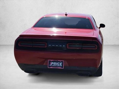 Used 2017 Dodge Challenger R/T w/ Sound Group RWD image 7