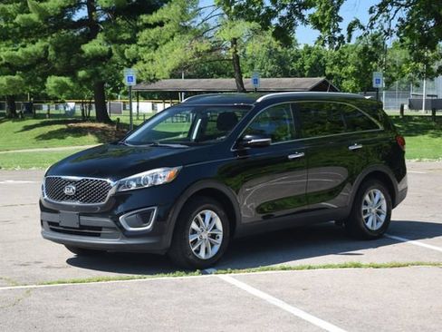 Used 2017 Kia Sorento FWD image 20
