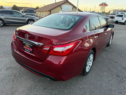 Used 2016 Nissan Altima 2.5 S w/ Power Driver Seat Package image 8