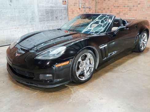 Used 2011 Chevrolet Corvette Grand Sport w/ Preferred Equipment Group RWD image 37