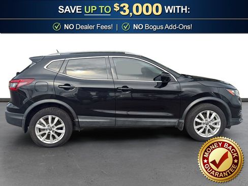 Used 2021 Nissan Rogue Sport SV w/ Technology Package FWD image 8