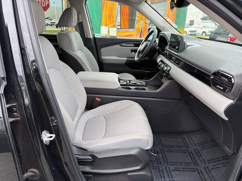 Used 2023 Honda Pilot LX image 20