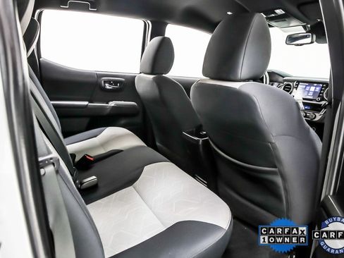 Used 2023 Toyota Tacoma TRD Sport image 31