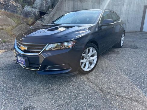 Used 2015 Chevrolet Impala LT FWD image 1